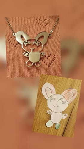 Customer photo review of Persönliche Kinderzeichnung als Halskette oder Anhänger