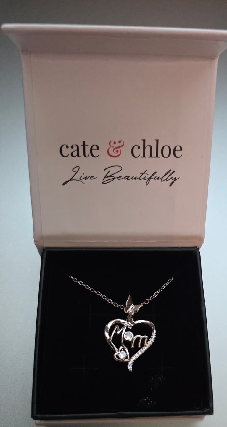 Customer photo review of Mabel 18k White Gold Plated Mom Heart Pendant Necklace with Simulated Diamond Crystals