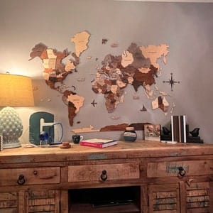 Customer photo review of Bundle: Weltkarte & Flaggen-Pins