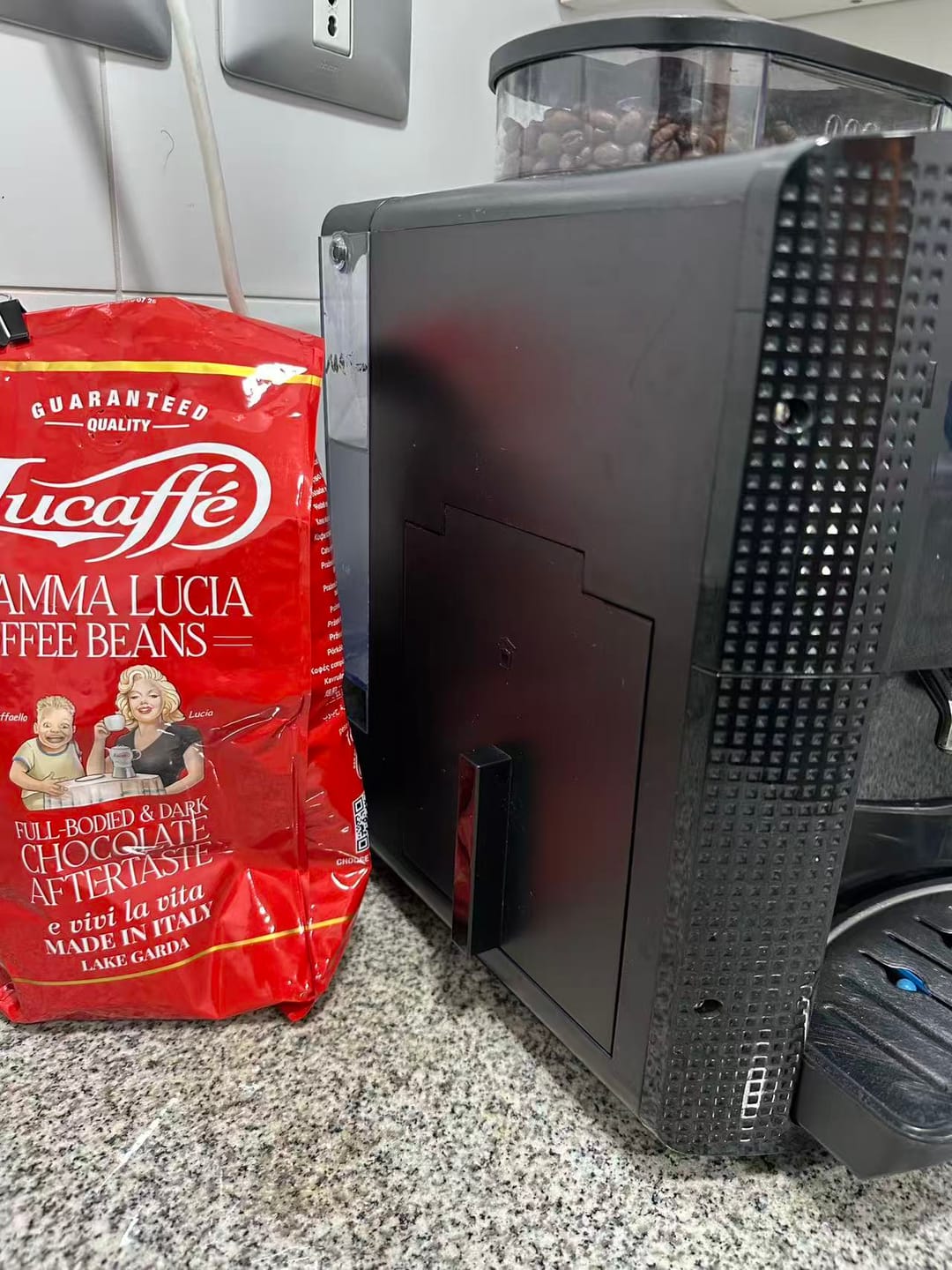 Customer photo review of Lucaffe Mamma Lucia 1 kg Grano Entero