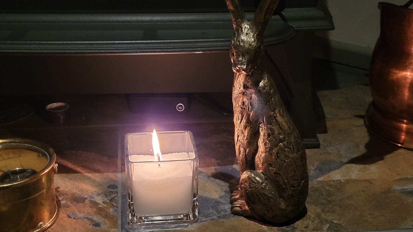 Customer photo review of Candle Sand 3kg/6.6 lb Bucket + 100 Wicks by Candlera®