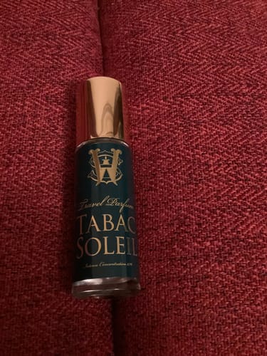 Customer photo review of Tabac Soleil