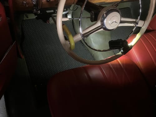 Customer photo review of Auto Fußmatten nach Maß - Vorne