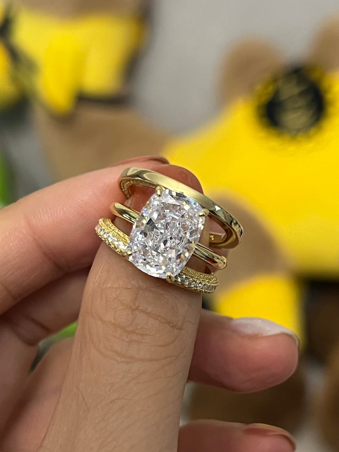 Customer photo review of S925 3PC Wedding Sets 6.5Ct Elongated Cushion Cut Wedding Ring Set With Classic Wedding Bands