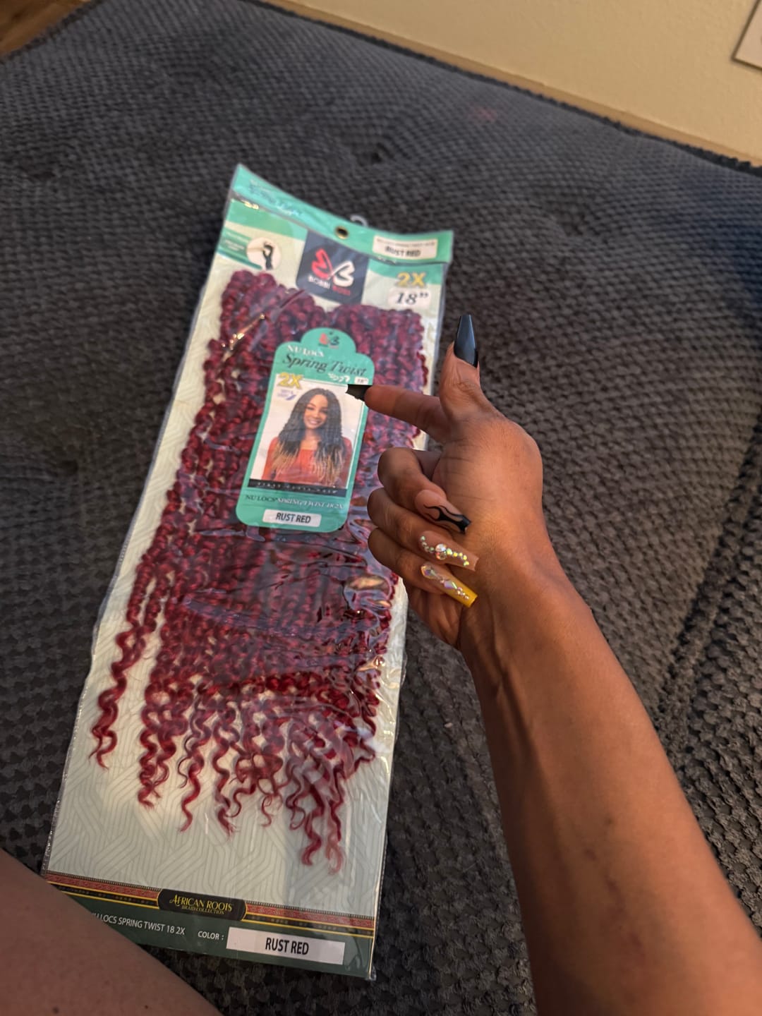 Customer photo review of Bobbi Boss Crochet Braid - 2X NU LOCS SPRING TWIST 18