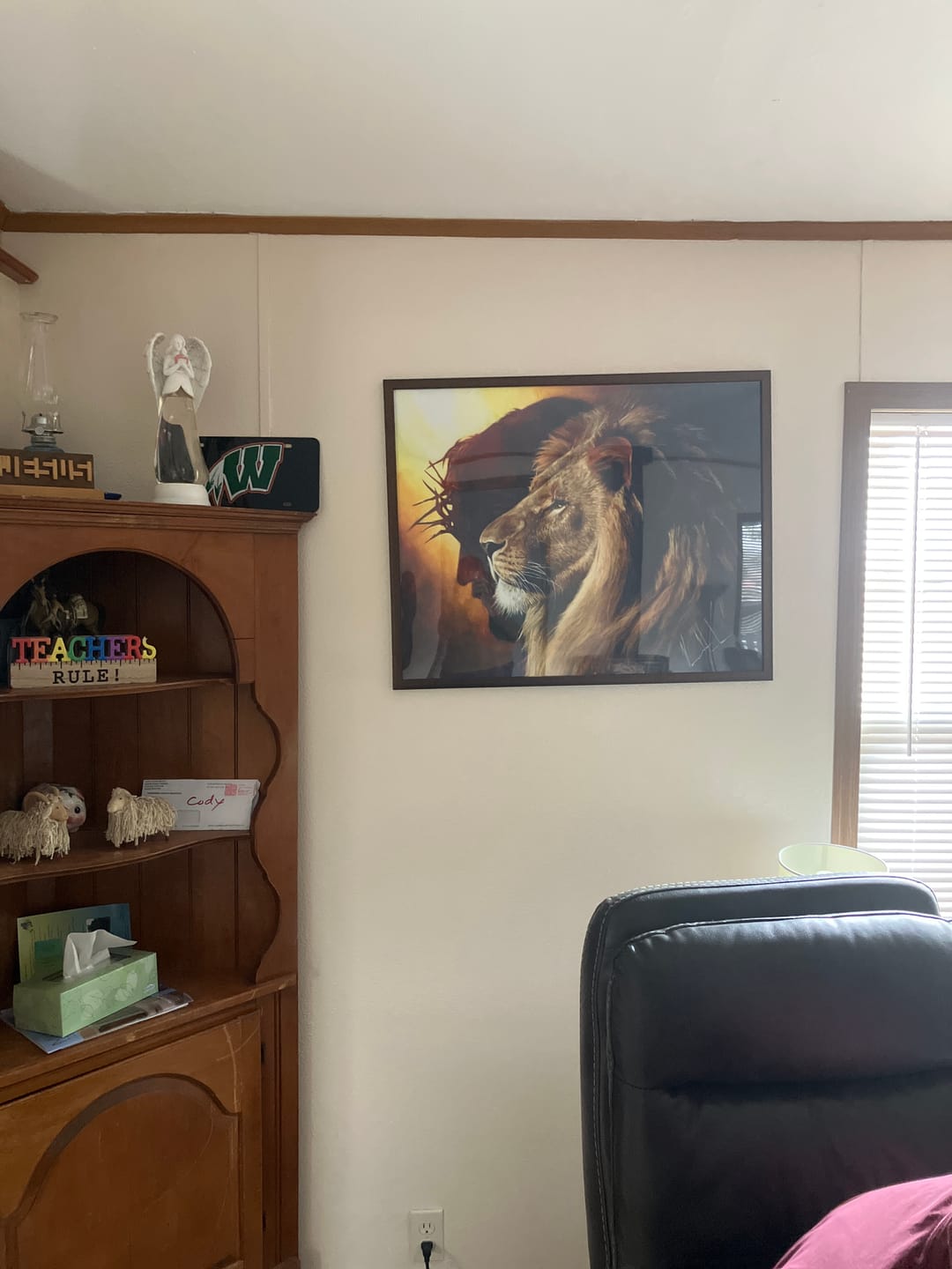 Customer photo review of The Lion of Judah (Peace and Strength)