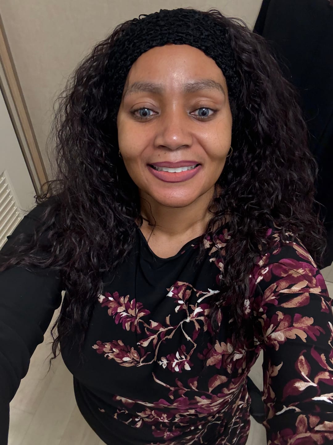 Customer photo review of Sensationnel Synthetic Half Wig Instant Weave - TUSCANY