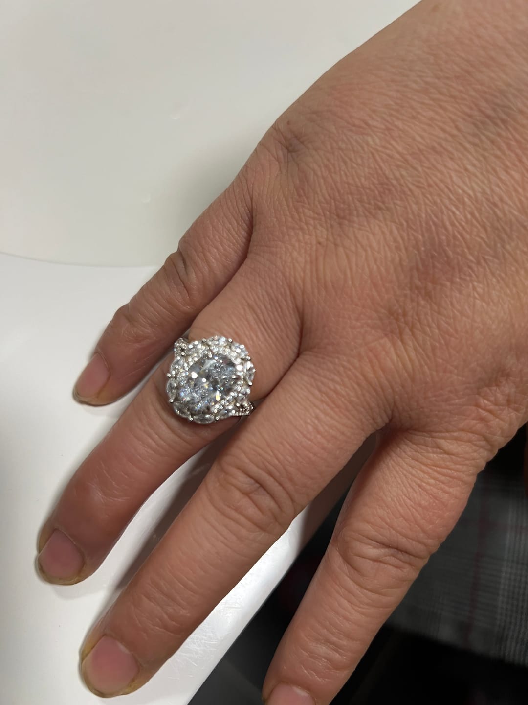 Customer photo review of S925 3.0Ct Oval Cut Halo Engagement Ring Vintage Travel Ring In Sterling Silver