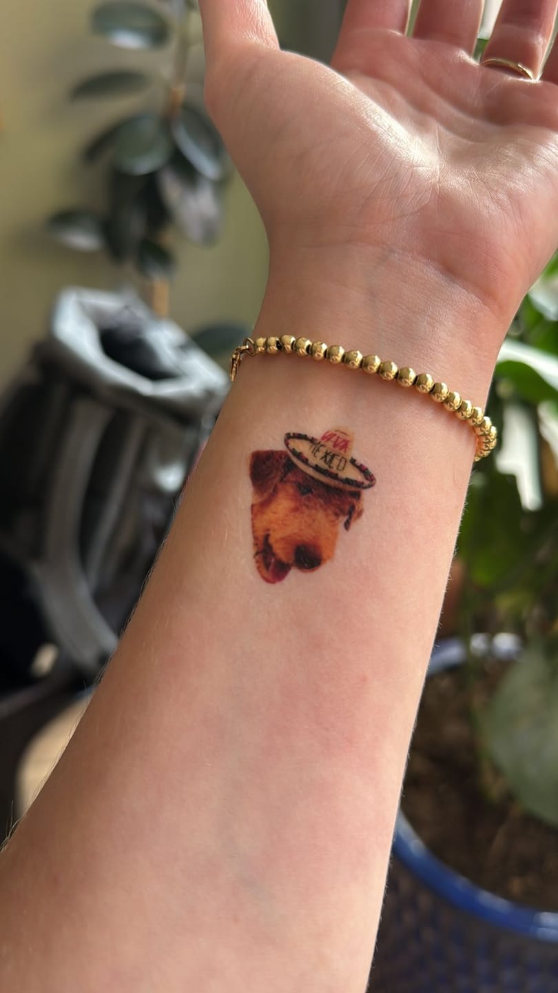Customer photo review of TATUAJES TEMPORALES PERSONALIZADOS