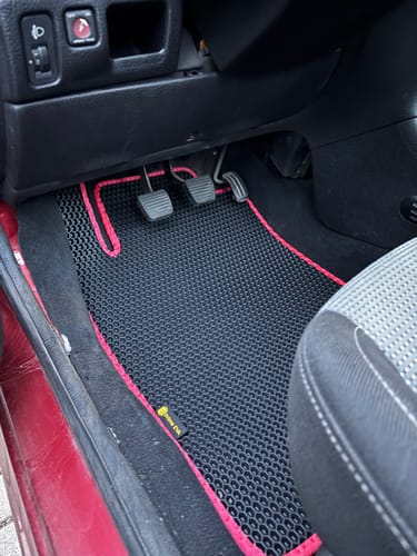 Customer photo review of Dywaniki samochodowe na zamówienie - Przód