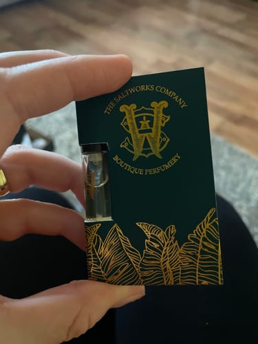 Customer photo review of Tabac Soleil