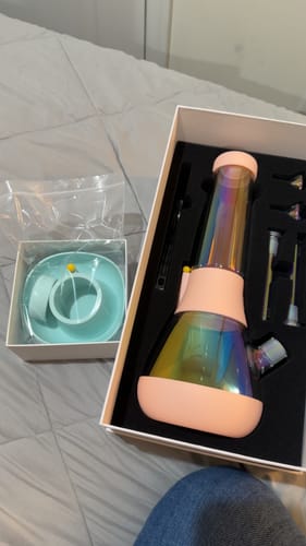 Customer photo review of The Bong Iridescent - Bubblegum