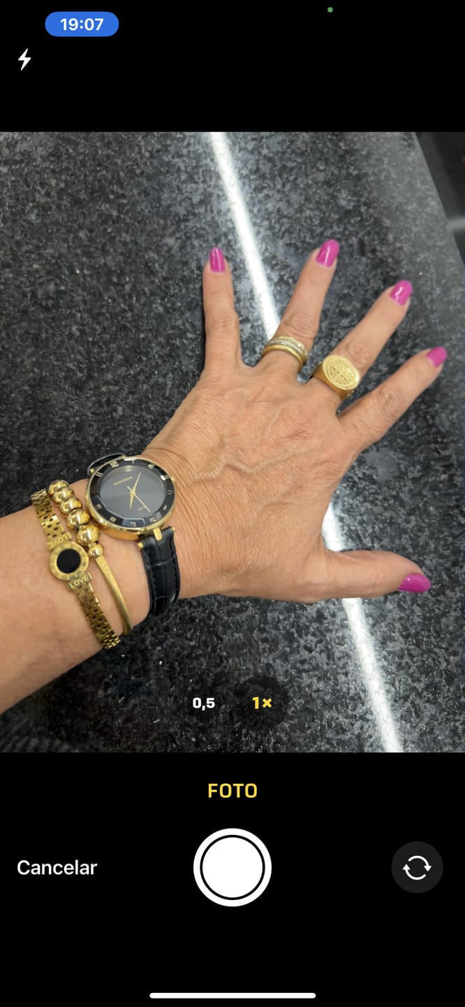 Customer photo review of Bracelete Hera Pedra Onix Banhado em Ouro 18K