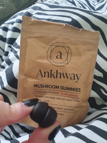 Customer photo review of Mushroom Gummies