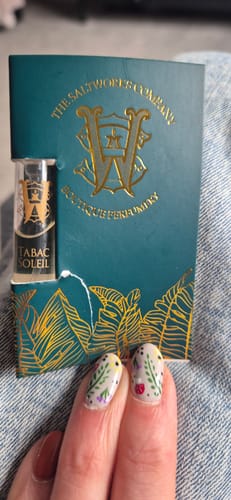Customer photo review of Tabac Soleil