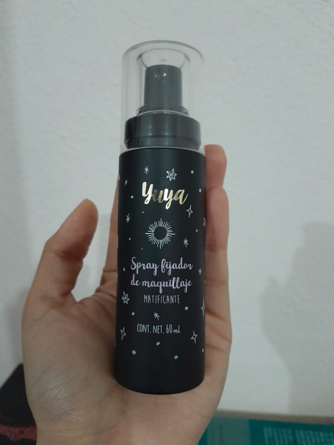 Customer photo review of Spray fijador de maquillaje YUYA