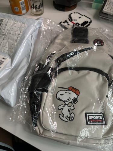 Customer photo review of Snoopy Classic Crossbody Bag