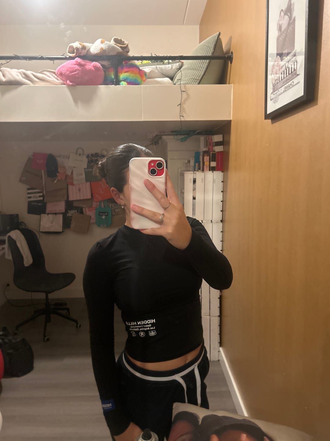 Customer photo review of LABEL LONGSLEEVE TOP BLACK