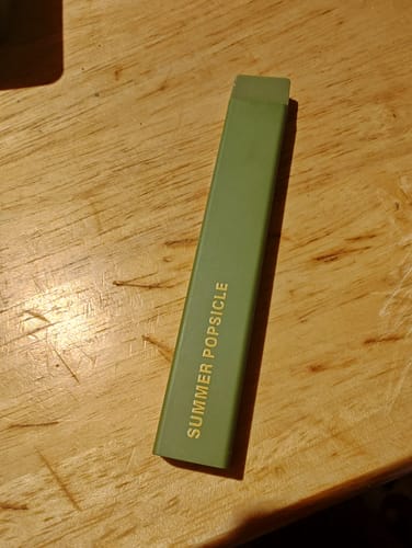Customer photo review of Tastes of Summer | THCa Liquid Diamond Live Resin 2.0g Disposable