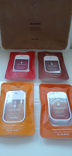 Customer photo review of Shearling Travel Pouch Hand Sanitizer Set (4units)