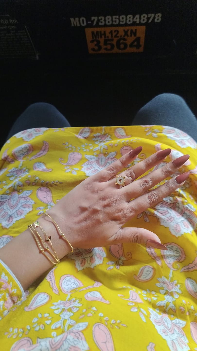 Customer photo review of Golden Snowflake Vintage Ring