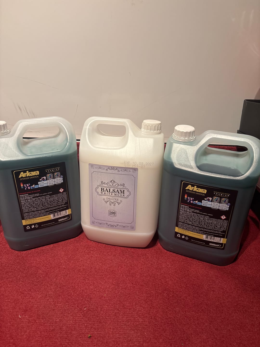 Customer photo review of Pachet 2x Detergent Universal Premium Automat Gel- 10L + 1x Balsam de rufe 5L Extra Parfum Chanela