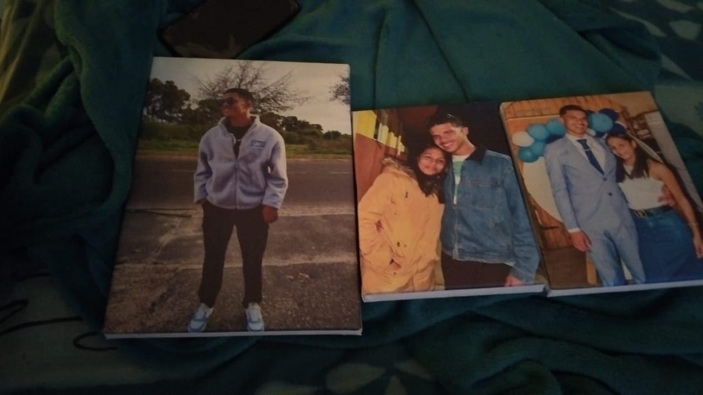 Customer photo review of 1 x A4 + 2 x A5 Canvas Combo