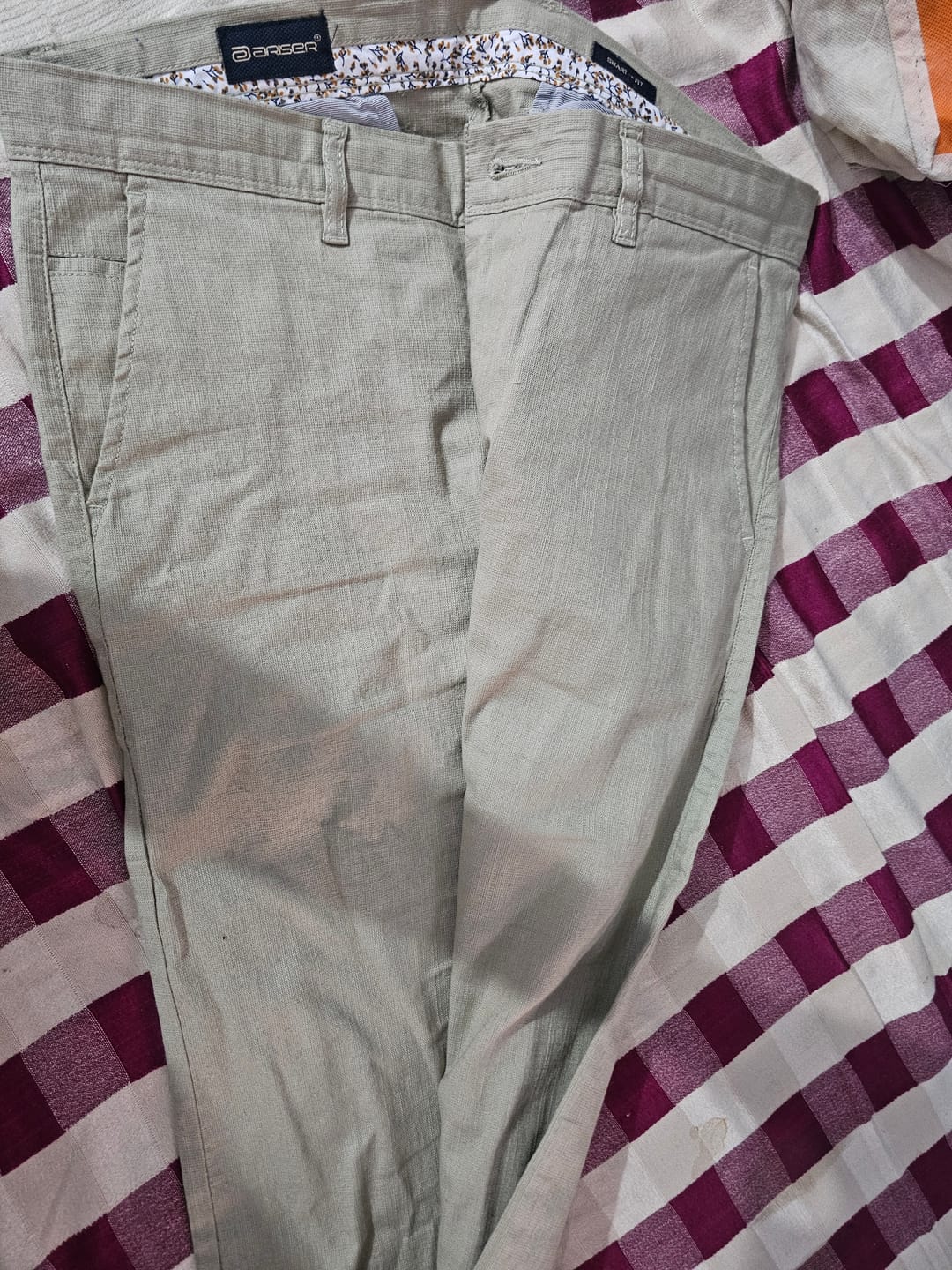 Customer photo review of Kansas - Light Green Trouser For Men | Ariser