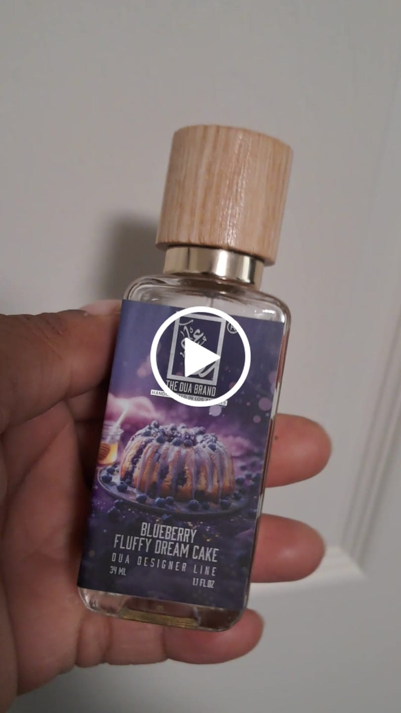 Customer video review of Blueberry Fluffy Dream Cake