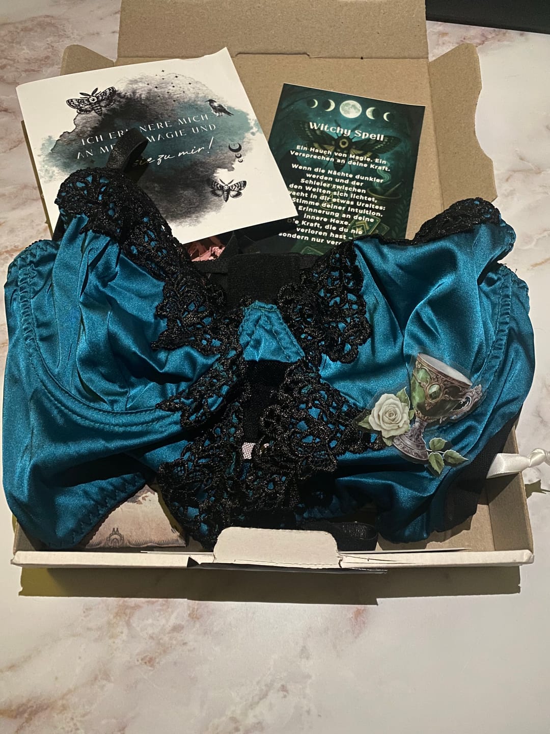 Customer photo review of EVERLIE BOX 💕