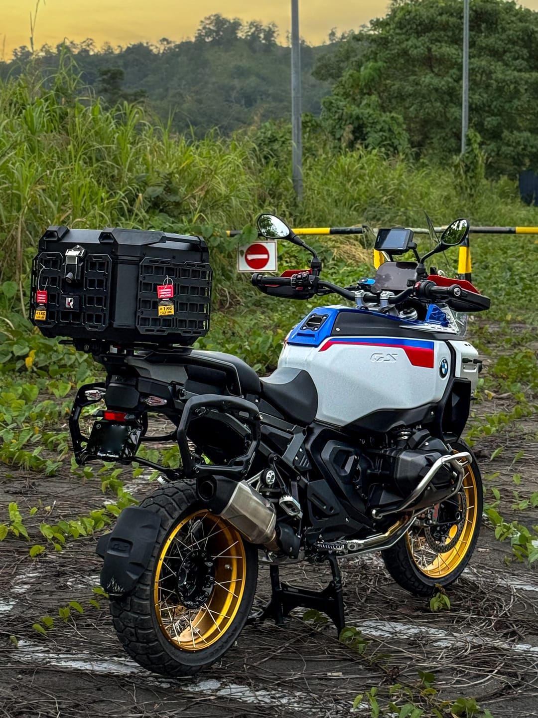 Customer photo review of MotoCase – The Ultimate Top Case