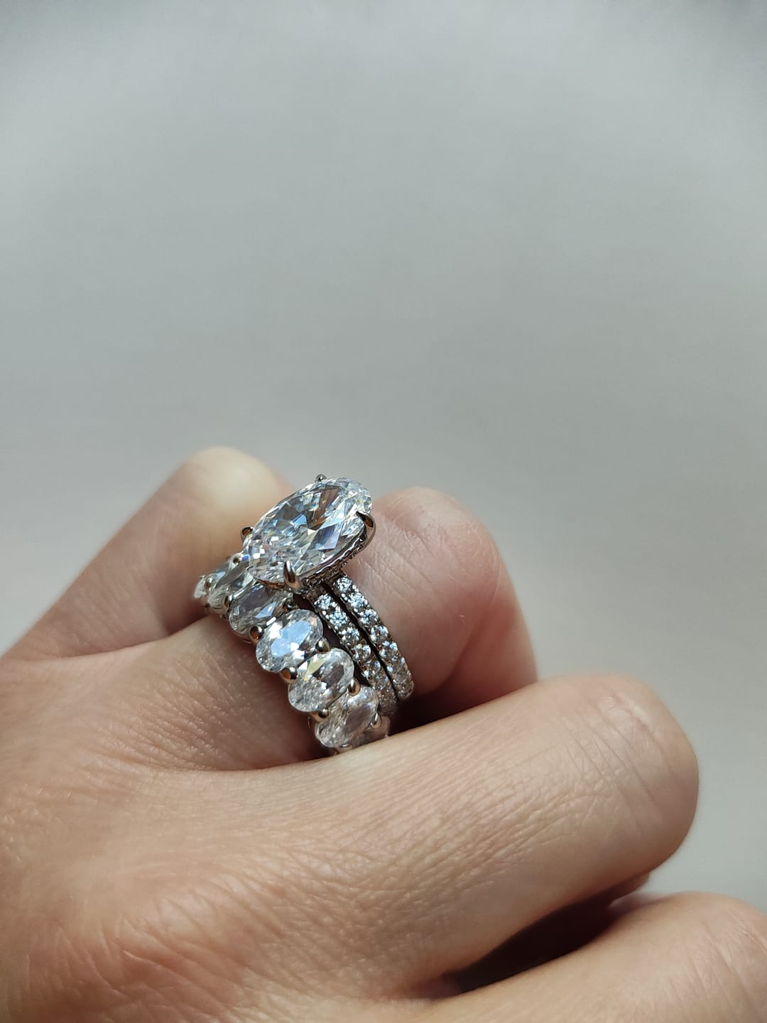Customer photo review of S925 4.0 Carat Oval Cut Wedding Ring Set With Hidden Halo Promise Ring Classic Half Wedding Band