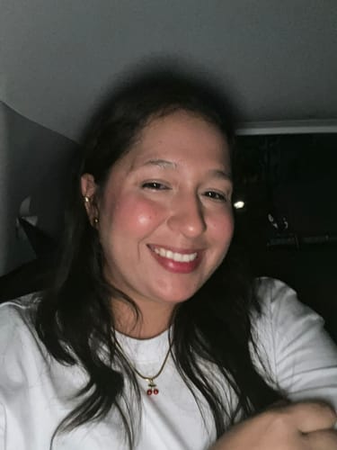 Customer photo review of RUBOR CREMOSO EN BARRA COLLECTION