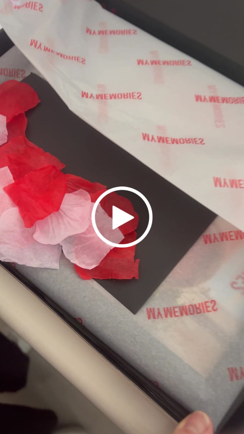 Customer video review of MyMemories - Poster Netflix