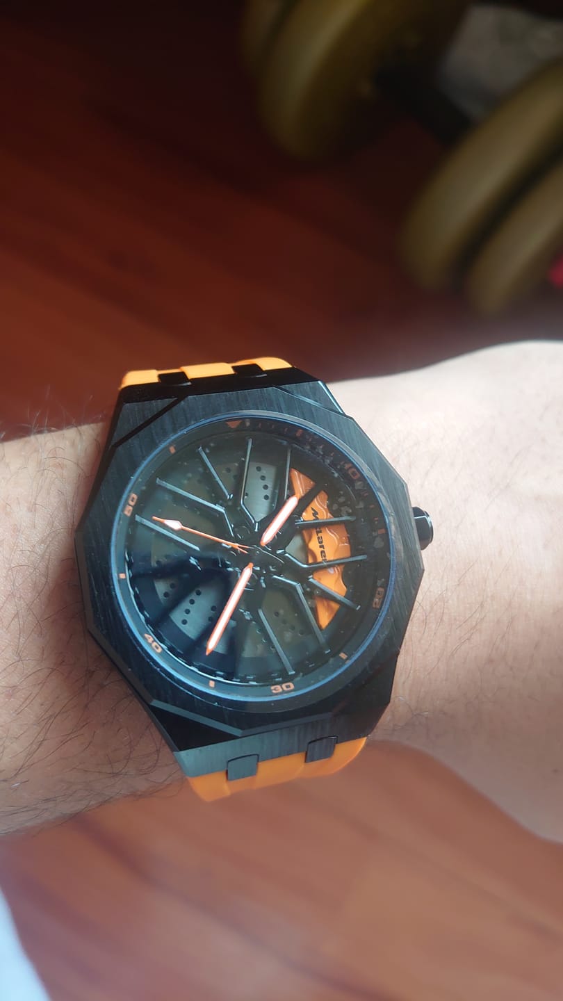 Customer photo review of HMN Senna 720S