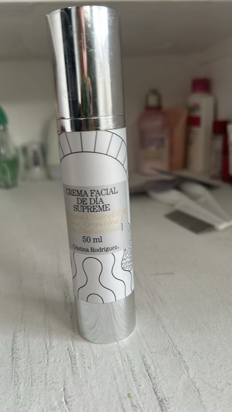 Customer photo review of Crema Facial de Día Supreme