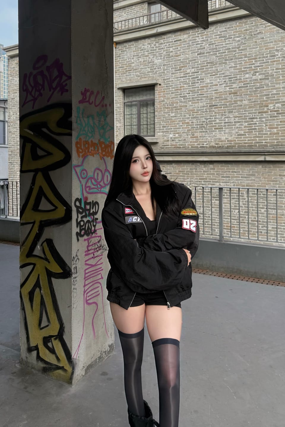 Customer photo review of WARDEN EDGE Racing Patch Zip Jacket with Elastic Cuffs & Retro Embroidery