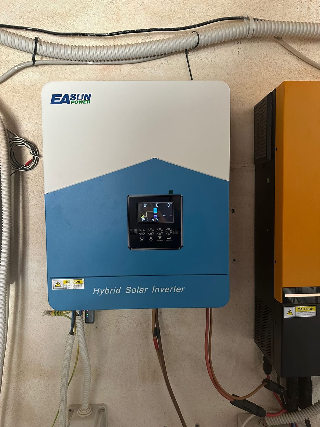 Customer photo review of EASUN Inverter Solare 6.2KW 48V Inverter Ibrido Fotovoltaico con Caricatore MPPT da 120A