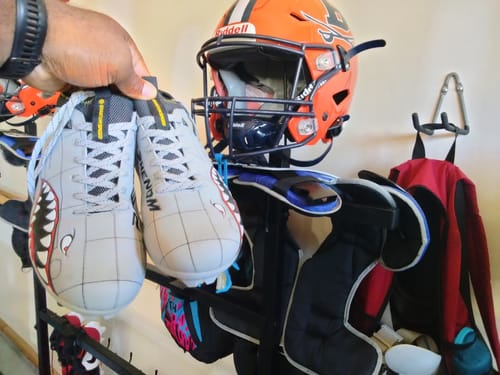 Customer photo review of Warhawk Football Cleats Quantum Speed 2.0 by Phenom Elite