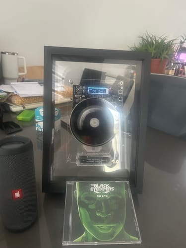 Customer photo review of M1 Music Frame CD Player