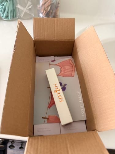 Customer photo review of Extra Loving Feminine Wash