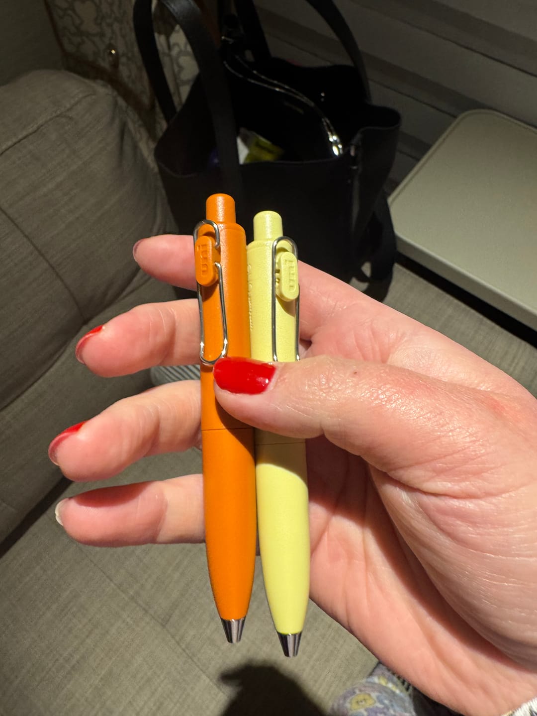 Customer photo review of Uni-ball One P - Bolígrafo Tinta Gel de Colores 0,38 mm