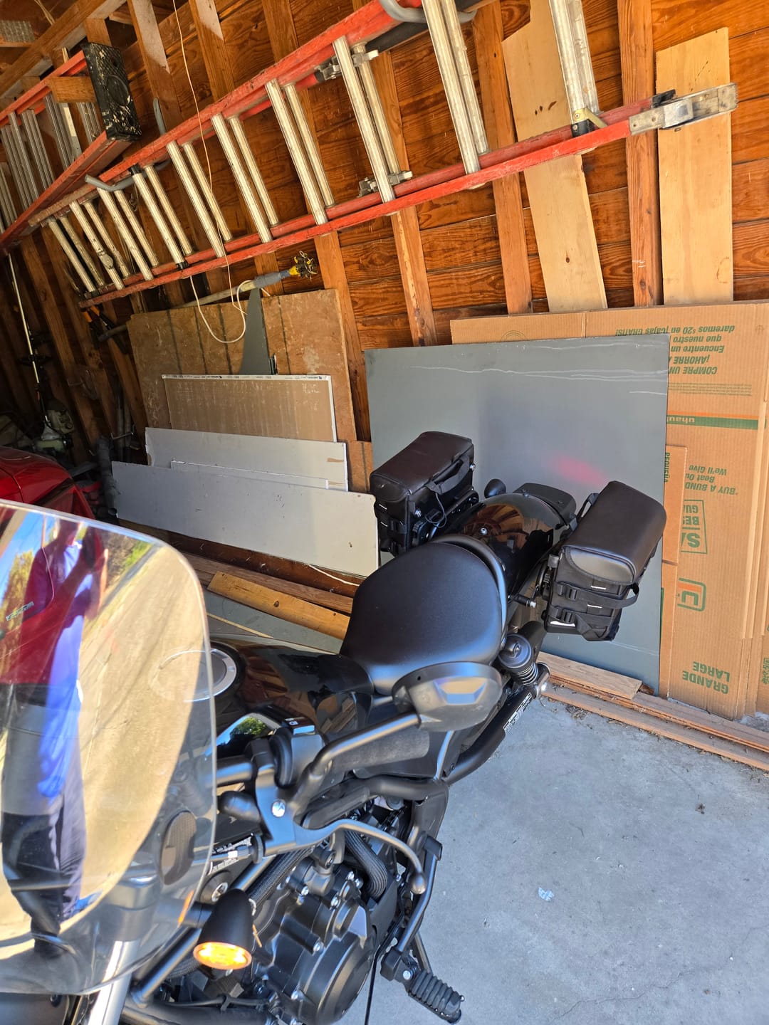 Customer photo review of 20L - Incognito Quick-Mount Small Honda Rebel 500 Saddlebags