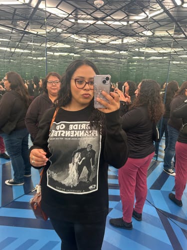 Customer photo review of PRE-ORDER - Universal Monsters: Bride of Frankenstein Vintage Movie Advertisement Sweatshirt in Black (unisex)