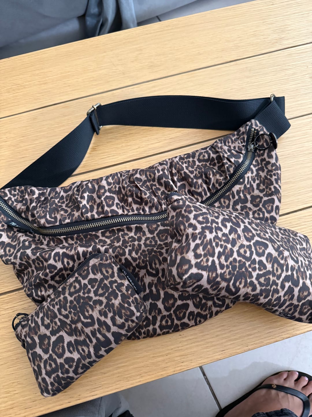Customer photo review of תיק דרכונים מיטל