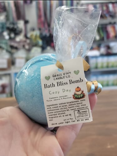 Customer photo review of Bath Bliss Bombs 9oz