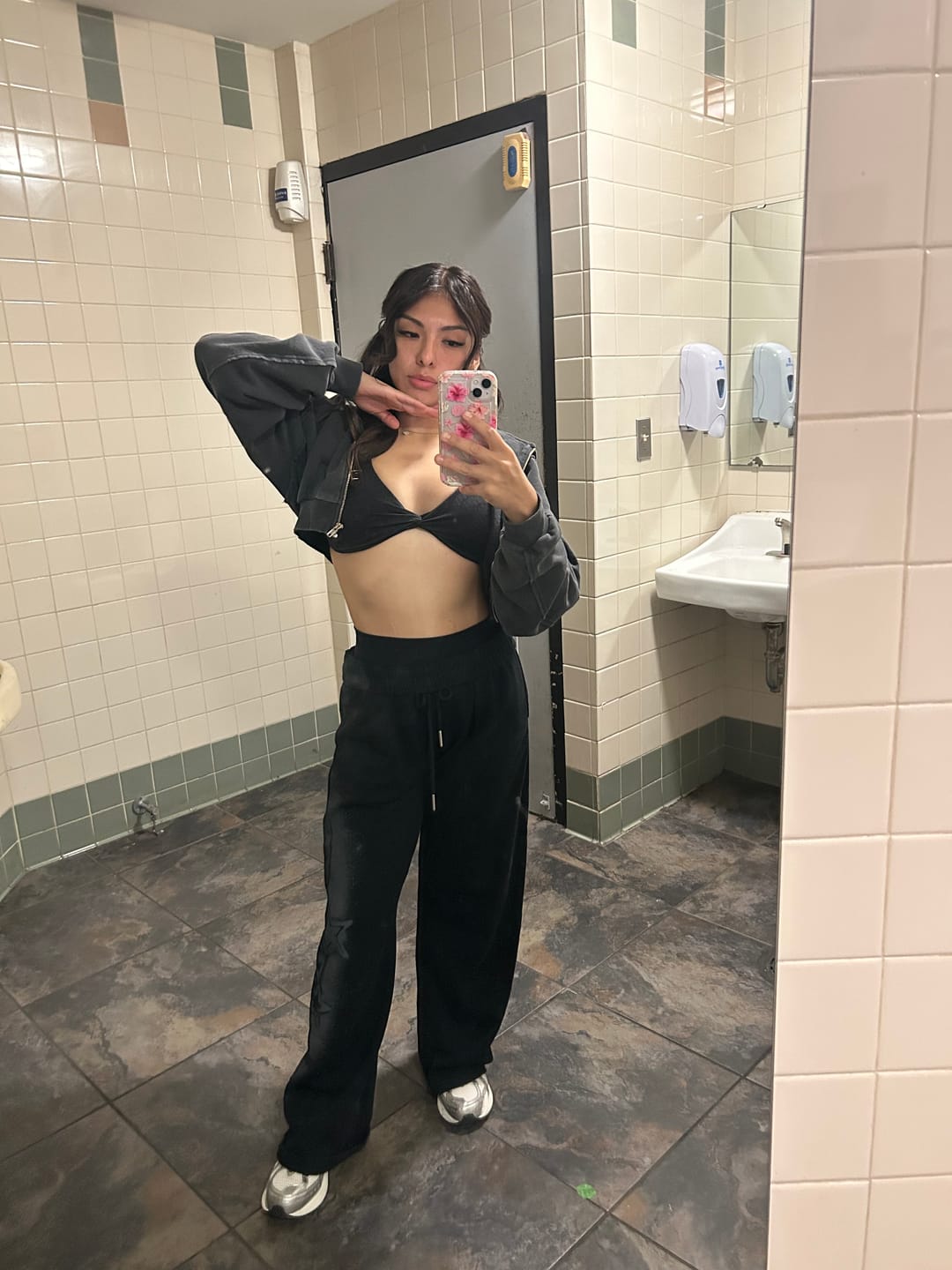 Customer photo review of W281 Flashback Joggers