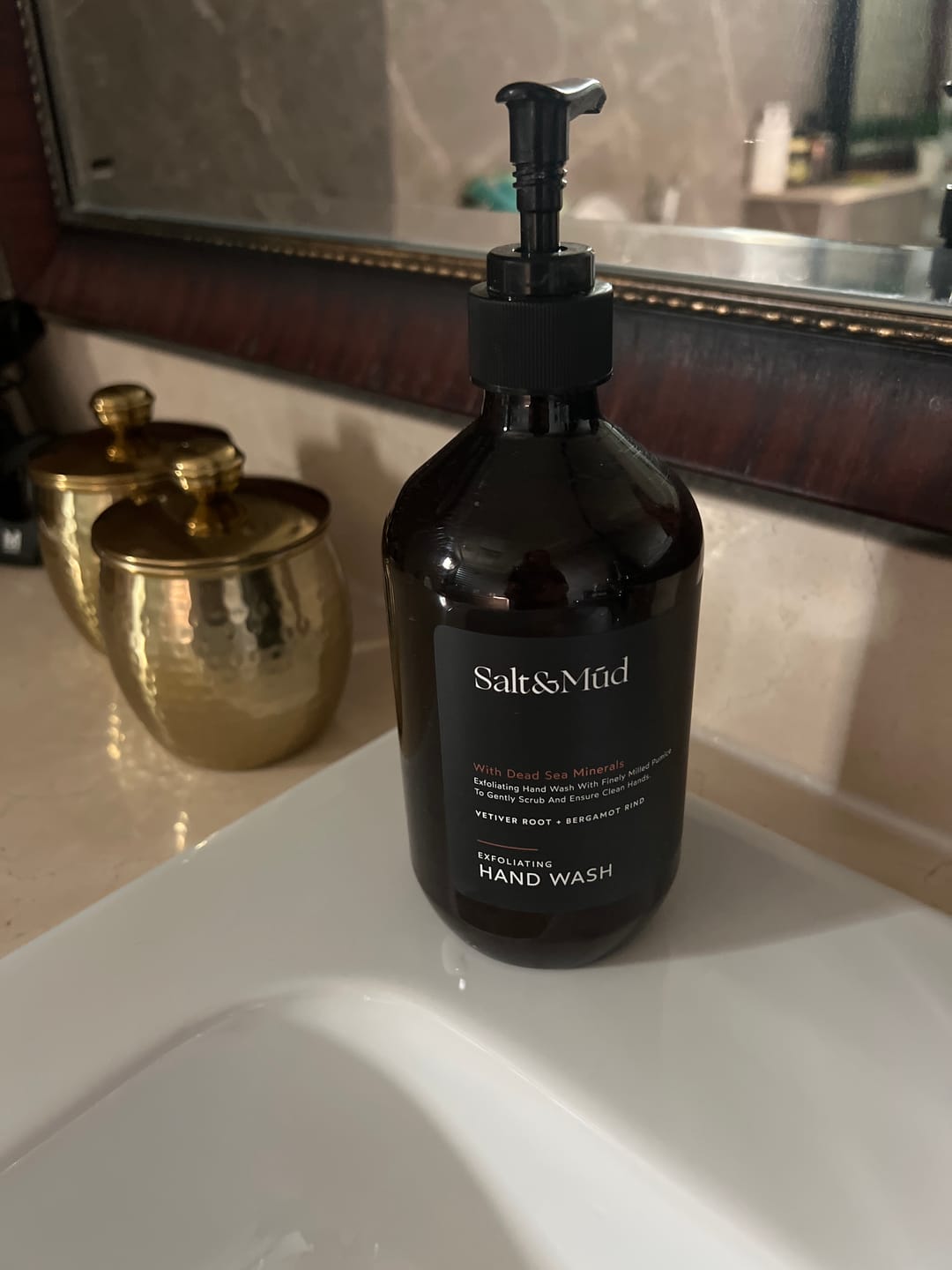 Customer photo review of Exfoliating Hand Wash With Dead Sea Minerals 500ml