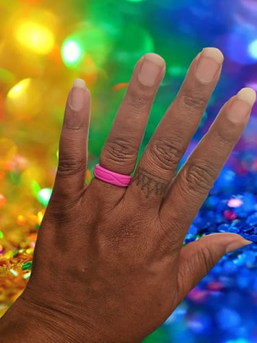 Customer photo review of GIFT RING Women's 4Love Silicone Ring. Soft, Comfortable & Durable Wedding Band. US Design Patent