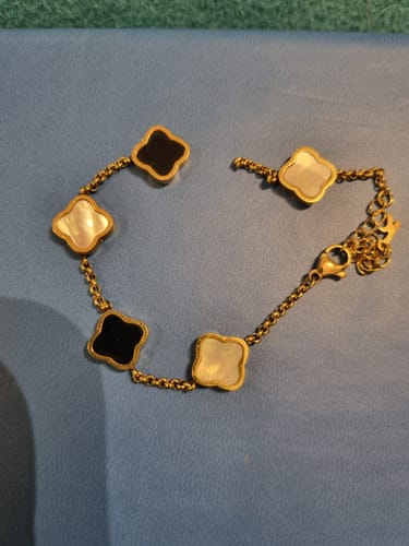 Customer photo review of Celine Clover Bracelet